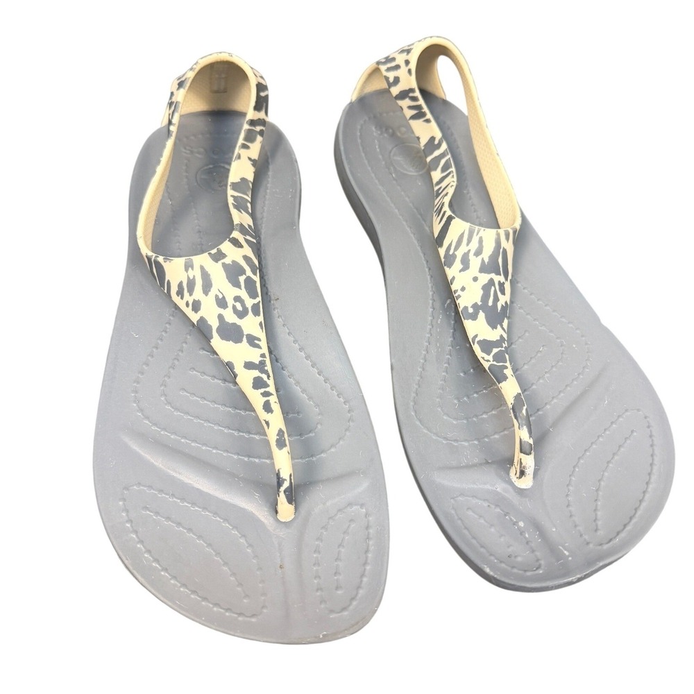Crocs Kadee II Flip Flops Womens 6 Gray Cream Leopard Print Animal Flat Sandals